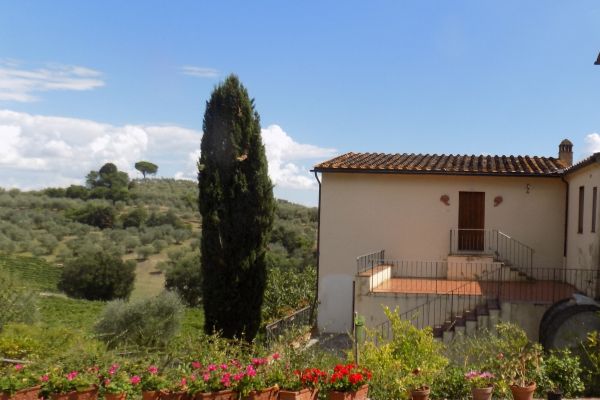 poggio1E79B4B53-842E-FCFE-3318-AD77E8BD2196.jpg